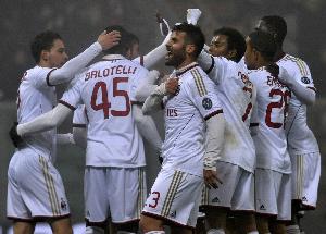 诺切里诺：在伊布身边我能找到射门空间，因为他会被两个人盯防