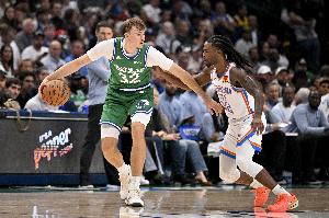 31分钟0助攻控卫！弗拉格10中1毒瘤表现！正负值-20！