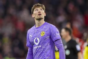 仅面对1次射正！赛后被问是否汗都没出，多特门将不满：这不礼貌