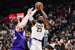 又预言了！苏群：詹姆斯很可能在11月19日主场对爵士的比赛复出