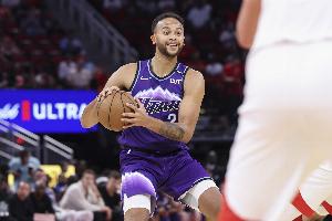 最近出场机会挺多！李凯尔7中3拿到8分4板4助